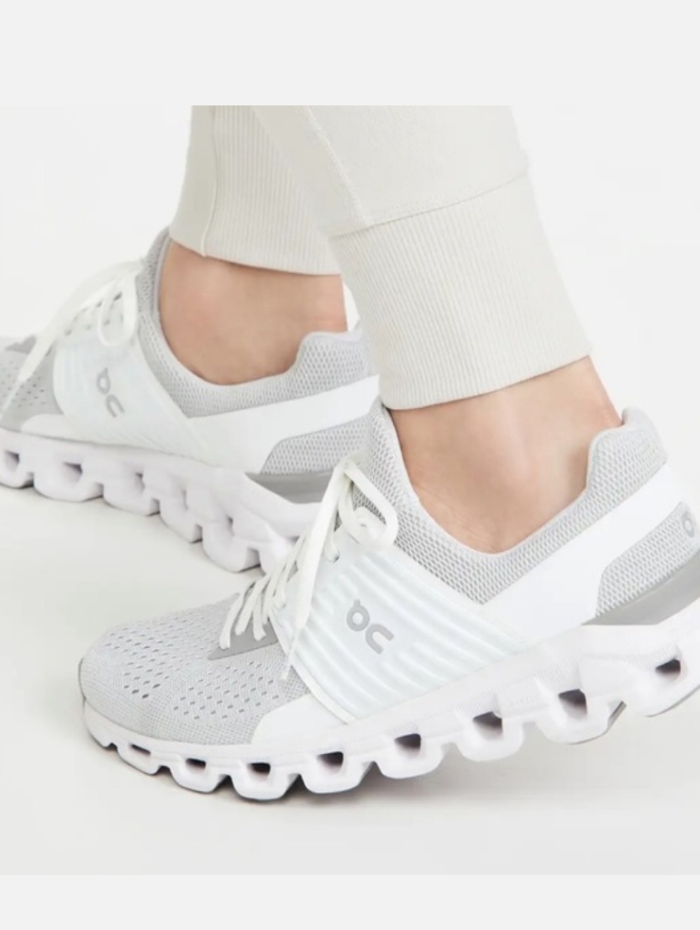 On Running Cloudswift Glacier White Grey colorway Size 8.5